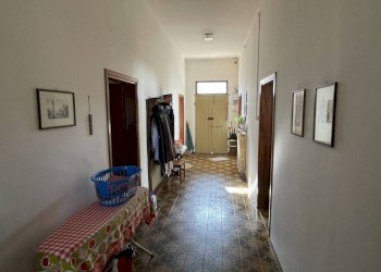 Corridoio - Villa via Stefano Ortolani, Ravenna (zona Porto Corsini) - foto 27