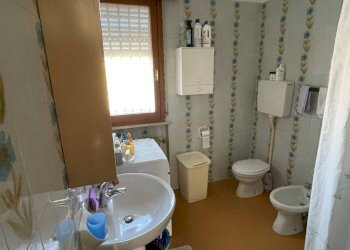 Bagno - Villa via Stefano Ortolani, Ravenna (zona Porto Corsini) - foto 28