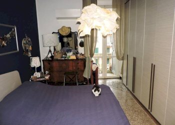 Camera da letto - Quadrilocale via Antonio Cantore, 13, Genova (zona Sampierdarena) - foto 8