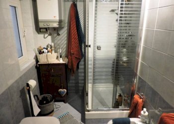 Bagno - Quadrilocale via Antonio Cantore, 13, Genova (zona Sampierdarena) - foto 13