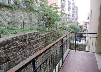 Balcone - Trilocale via Vesuvio, 7, Genova (zona Oregina) - foto 22