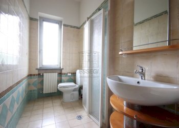 BELLISSIMO CAPANNONE DI RAPPRESENTANZA PARI AL NU - Locale Commerciale Via dei Bocchi 201, Capannori - foto 15