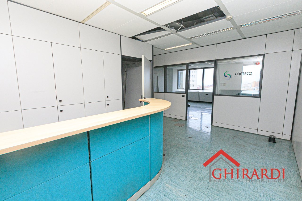 1.0 ENTRATA.jpg - Ufficio VIA DE MARINI 1, Genova - foto 2