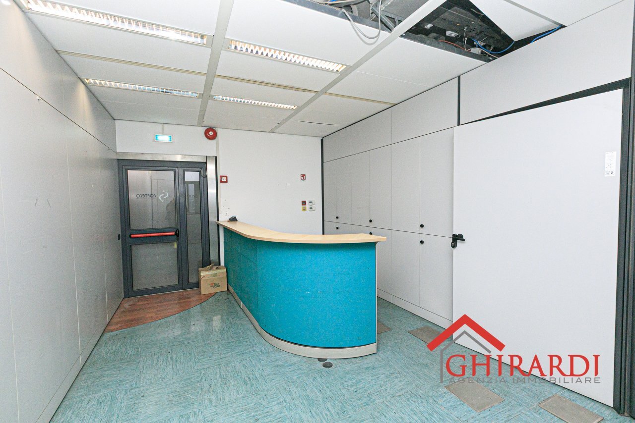 1.1 ENTRATA.jpg - Ufficio VIA DE MARINI 1, Genova - foto 3