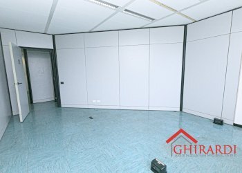 4.1 UFFICO 3.jpg - Ufficio VIA DE MARINI 1, Genova - foto 14