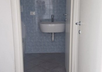 IMG-20241107-WA0006.jpg - Locale Commerciale Sarzana - foto 4