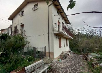 WhatsApp Image 2024-11-07 at 8.54.44 AM (2).jpeg - Villa Via Ortale 16-17, Badia Tedalda - foto 3