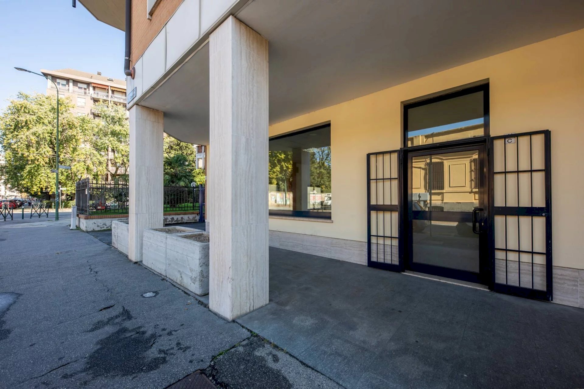 Negozio Via Cesana, Torino - foto 1