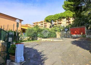 Posto Auto Via Aurelia Ponente, Santo Stefano al Mare - foto 5