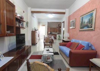 Independent house VIA FRATELLI CERVI, Floridia - photo 2