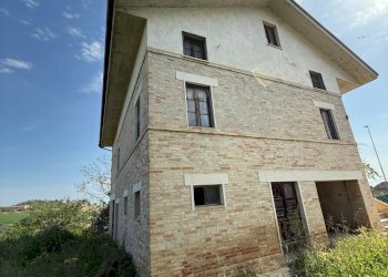 Casa indipendente Via Licini, Fermo - foto 18