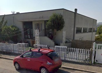 Laboratorio via tombesi, Ancona - foto 7