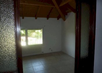 Stanza non arredata - Attico via di Jano, Bologna (zona Colli) - foto 35