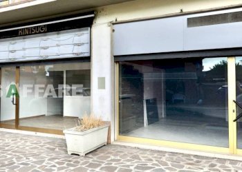 Ingresso - Negozio via Antonio Galimberti, Scanzorosciate - foto 13