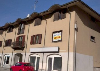 Facciata - Quadrilocale via Nazionale Ovest, 54, Berbenno di Valtellina - foto 1