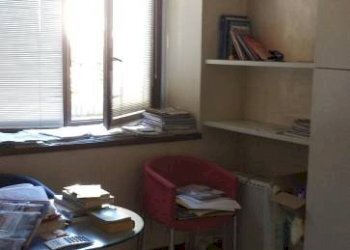 Stanza arredata - Quadrilocale via Nazionale Ovest, 54, Berbenno di Valtellina - foto 1