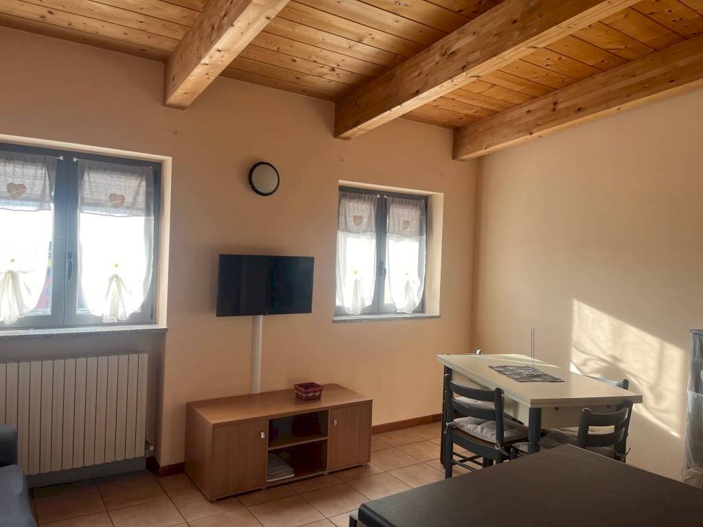 Salone - Two-room apartment via Giuseppe Mazzini, 2A, Cossato - photo 3