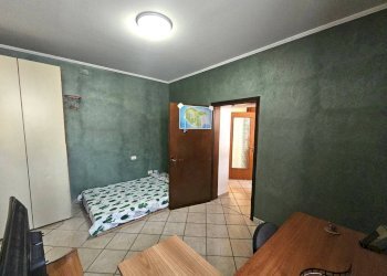 Camera da letto - Casa indipendente via Gastaldi, 15, Cuasso al Monte - foto 21