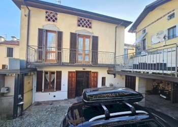 Facciata - Casa indipendente via Gastaldi, 15, Cuasso al Monte - foto 42