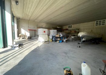 Interno non residenziale - Capannone via Ciclamini, Luzzana - foto 2