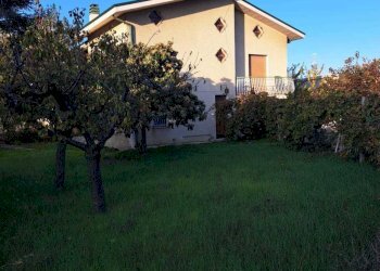 eea0e511-4ca8-4fa1-8155-040e5b12b07f.jpg - Villa Contrada Marcianese 11, Lanciano - photo 27