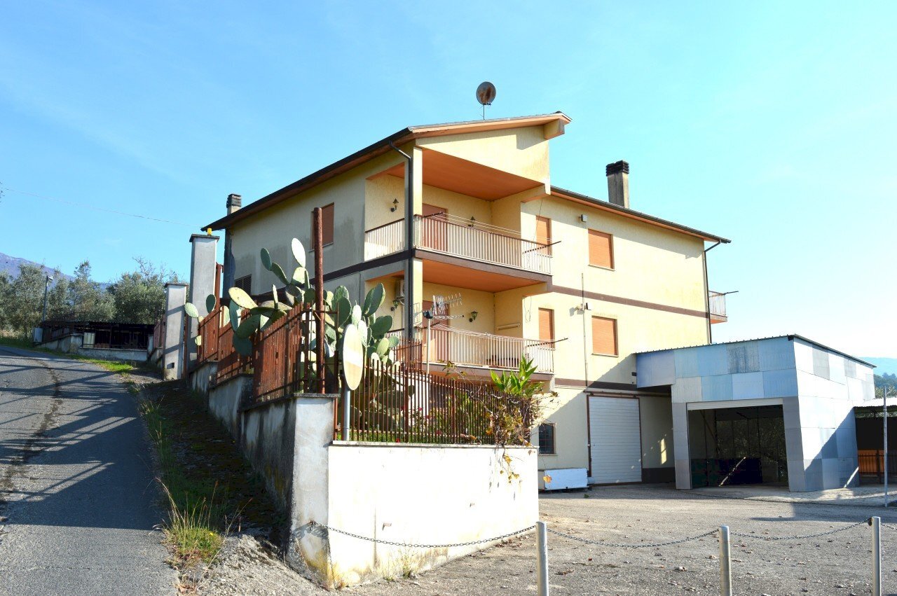 30 (4).JPG - Villa Contrada Monticchio, Paliano - foto 3