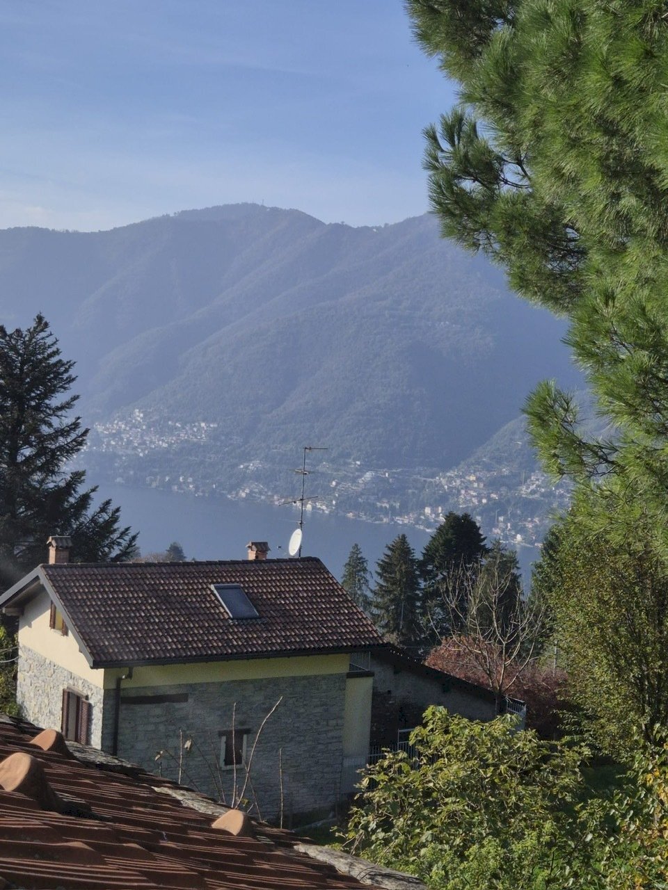 Vista da ultimo piano - Portion of a house Faggeto Lario - photo 1