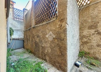 Parking space Via maddaloni, Genova (neighborhood Foce) - photo 3