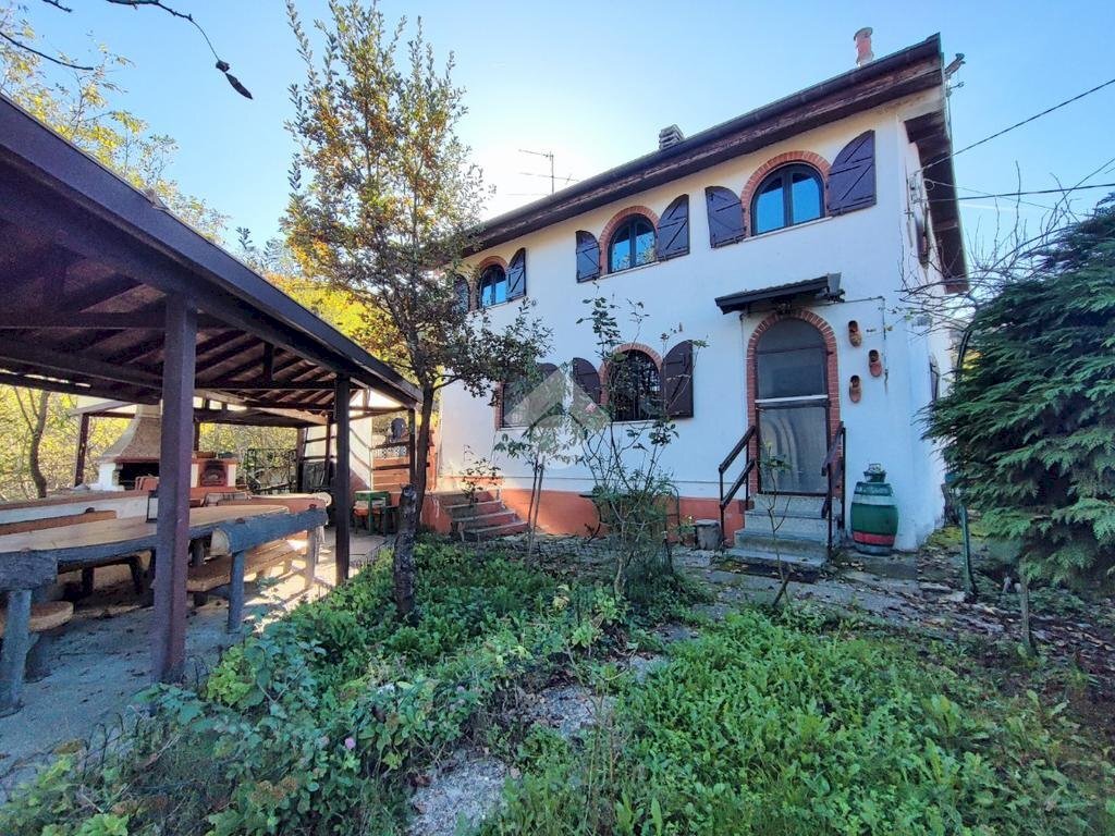 Independent house Frazione Gropparo, Dernice - photo 1