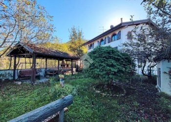 Independent house Frazione Gropparo, Dernice - photo 2