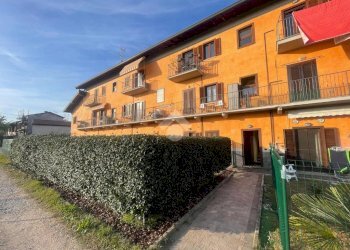 Two-room apartment Via santo stefano, Oleggio - photo 1