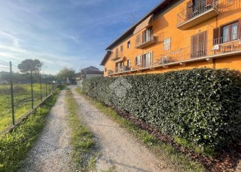 Two-room apartment Via santo stefano, Oleggio - photo 23