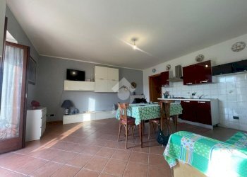 Two-room apartment Via santo stefano, Oleggio - photo 25