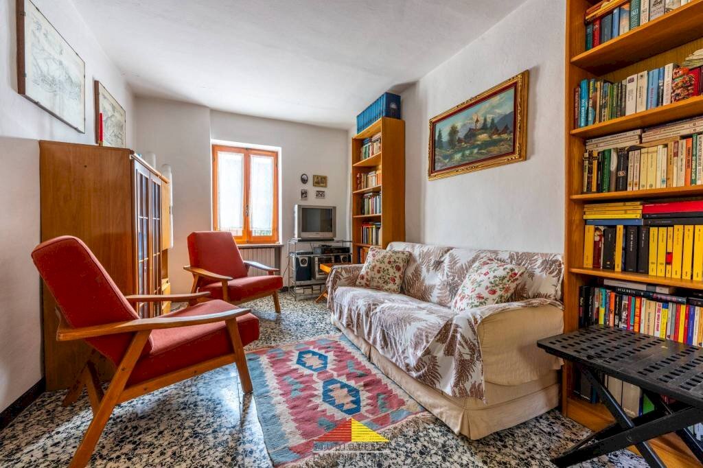 Salone - Independent house via Giuseppe Garibaldi, 146, Manta - photo 1