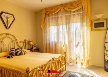 Camera da letto - Trilocale corso 25 Aprile, 33, Busca - foto 21