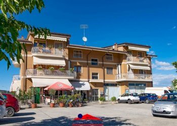 Facciata - Trilocale corso 25 Aprile, 33, Busca - foto 31