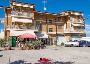 Facciata - Trilocale corso 25 Aprile, 33, Busca - foto 32