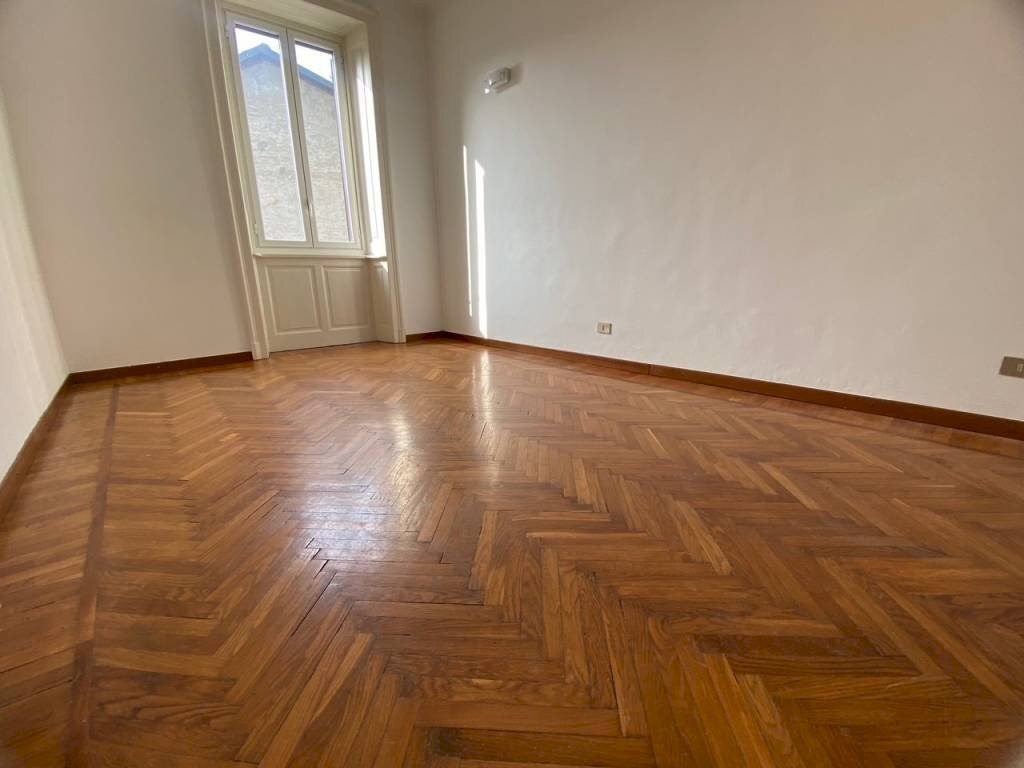 Stanza non arredata - Trilocale piazza Giuseppe Grandi, 4, Milano - foto 3