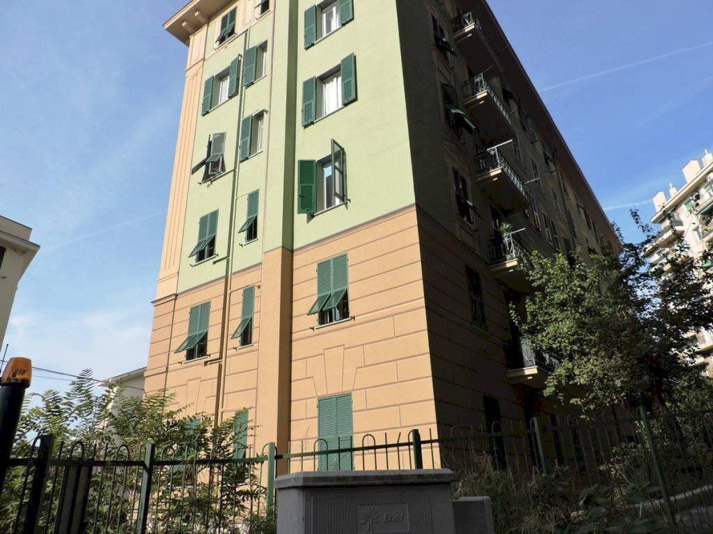 Facciata - Three-room apartment via Nicolò Ardoino, 11, Genova (neighborhood Sampierdarena) - photo 1