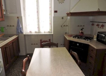 Cucina - Three-room apartment via Nicolò Ardoino, 11, Genova (neighborhood Sampierdarena) - photo 4