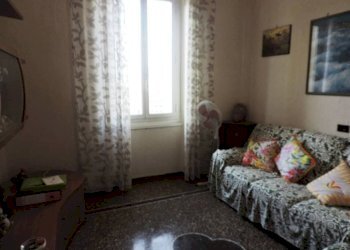 Salone - Three-room apartment via Nicolò Ardoino, 11, Genova (neighborhood Sampierdarena) - photo 8