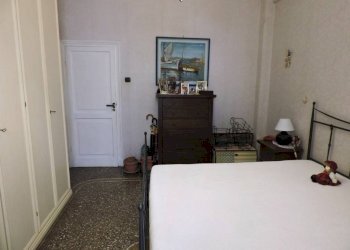 Camera da letto - Three-room apartment via Nicolò Ardoino, 11, Genova (neighborhood Sampierdarena) - photo 11