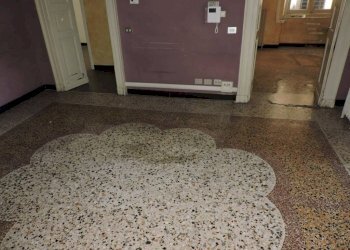 Ingresso - Appartamento piazza Nicolò Montano, 2a, Genova (zona Sampierdarena) - foto 2