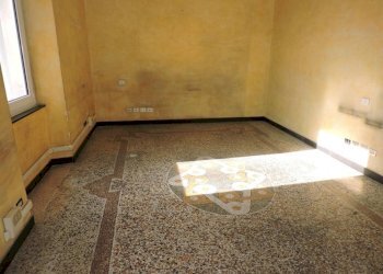 Stanza non arredata - Appartamento piazza Nicolò Montano, 2a, Genova (zona Sampierdarena) - foto 6