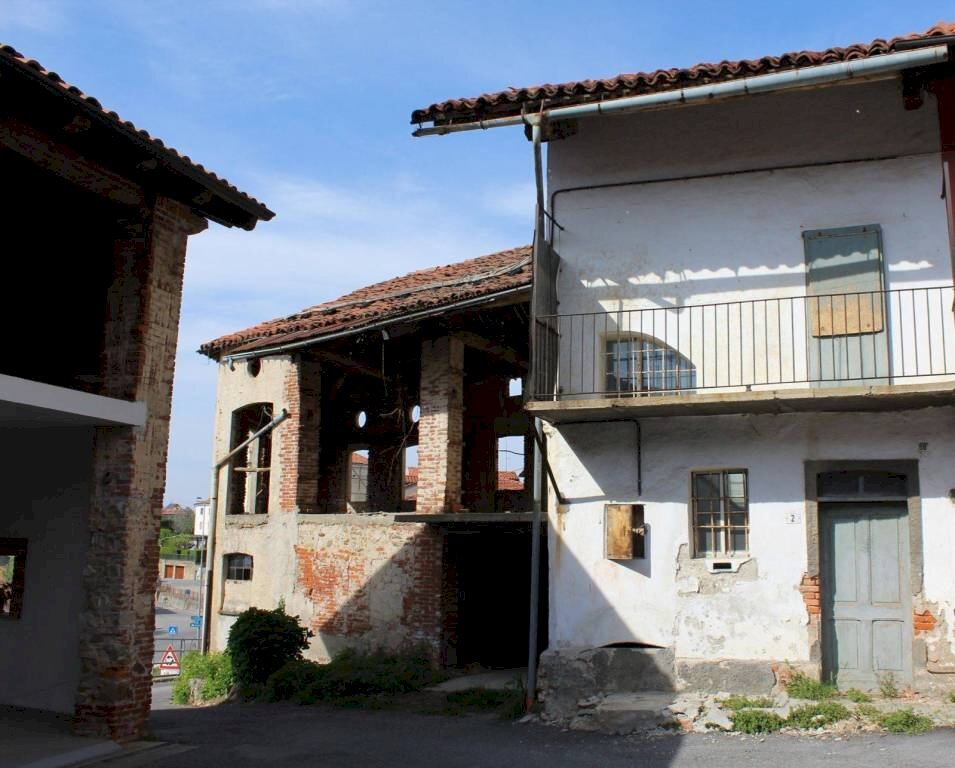 Facciata - Independent house via Chiera di Vasco, 2, Monastero di Vasco - photo 1