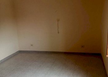 Stanza non arredata - Trilocale via Enrico Nisco, San Giorgio del Sannio - foto 14