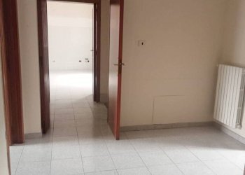 Stanza non arredata - Trilocale via Enrico Nisco, San Giorgio del Sannio - foto 19