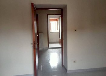 Stanza non arredata - Trilocale via Enrico Nisco, San Giorgio del Sannio - foto 28