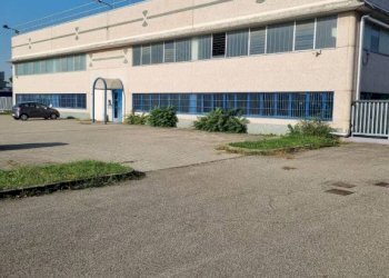 Magazzino - Capannone via Fratelli Rosselli, Trezzano sul Naviglio - foto 2