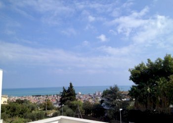 Villa Via Chiappinello, n., Montesilvano - foto 2